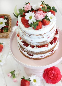 Naked Cake De Fresas Con Nata Dulce Sentimiento