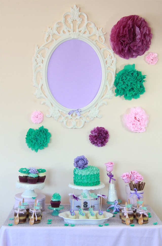 mesa dulce cumpleaños violeta verde agua